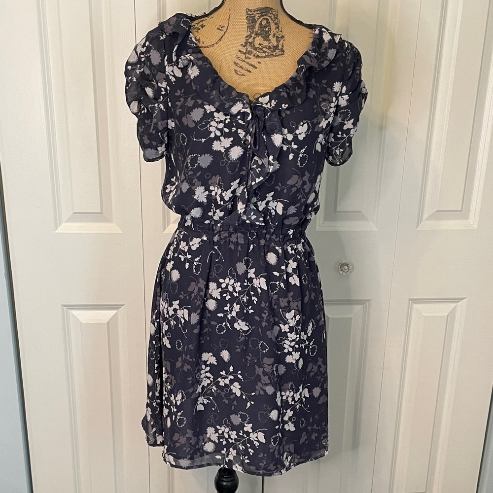 GAP Black Floral Ruffle Short Sleeve Mini Dress